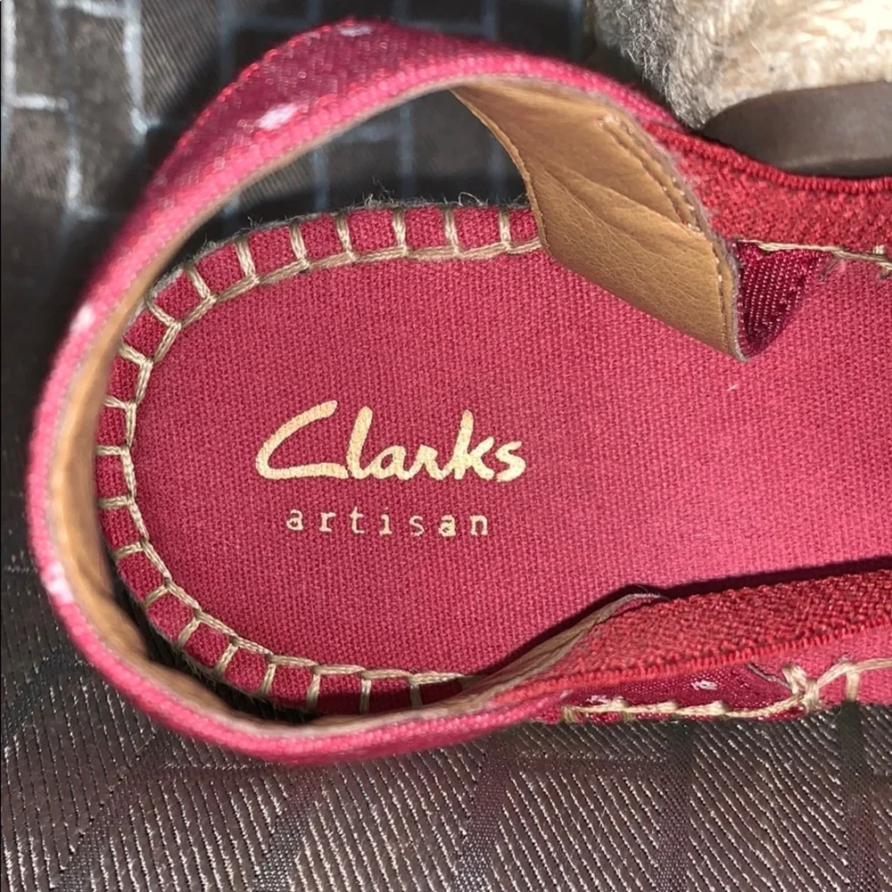 Clark’s artisan red wedge 7.5